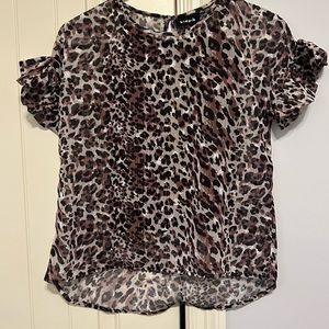 Leopard shirt with tank top